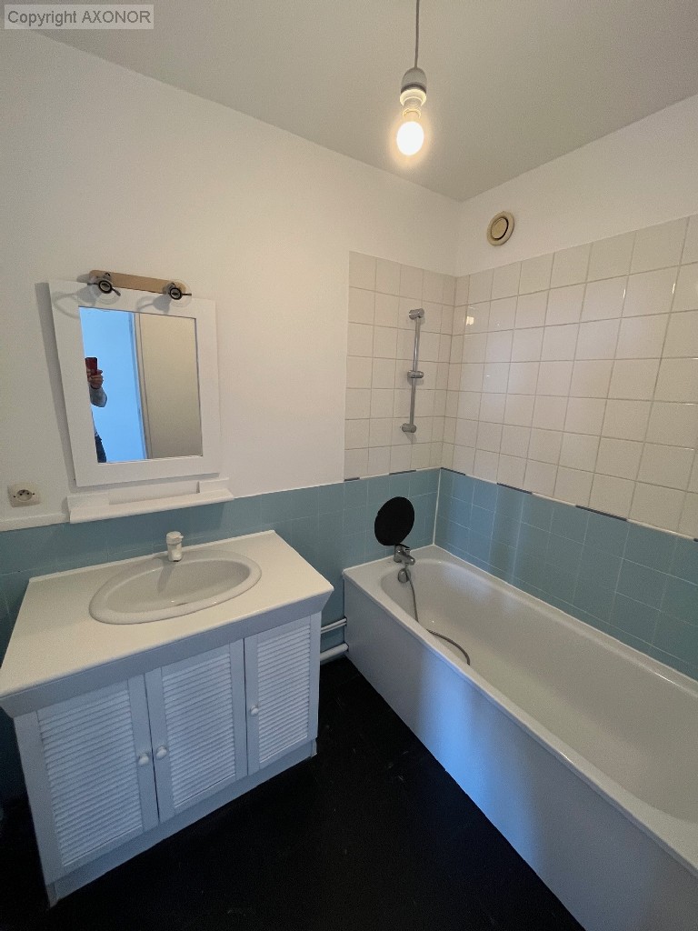 Location appartement - HELLEMMES LILLE 43 m², 2 pièces