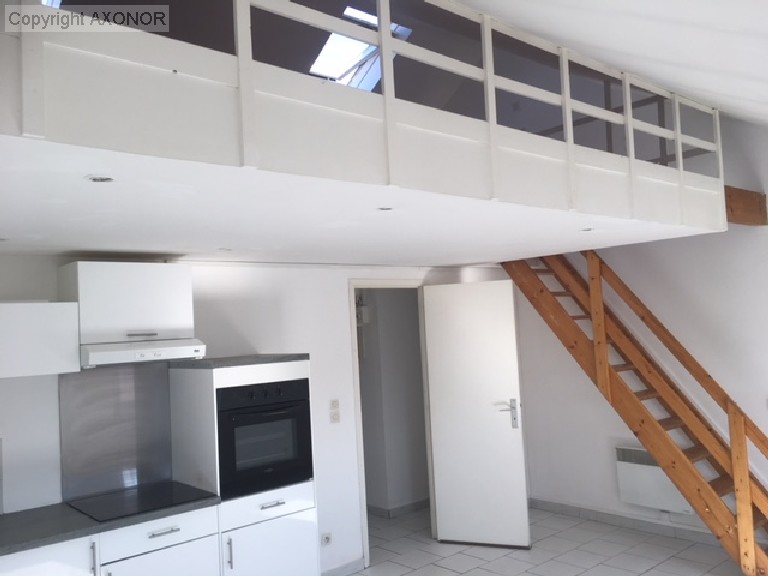 Vente appartement - PROCHE LA MADELEINE 45 m², 3 pièces