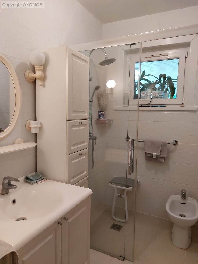 Vente maison -  115 m², 5 pièces